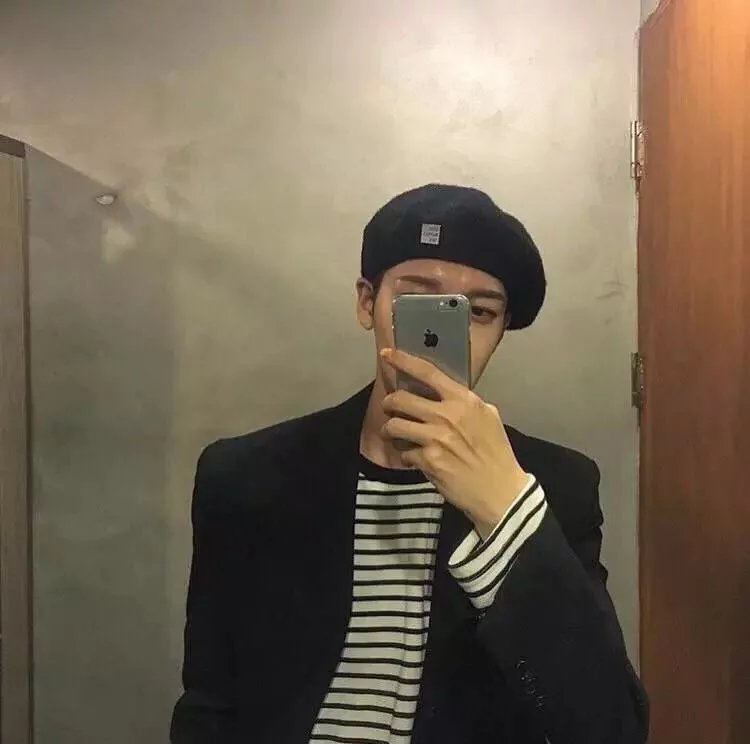 申屠翔雅莉