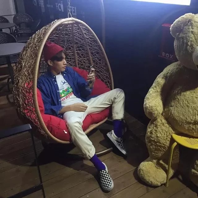 茅烁朋蓝