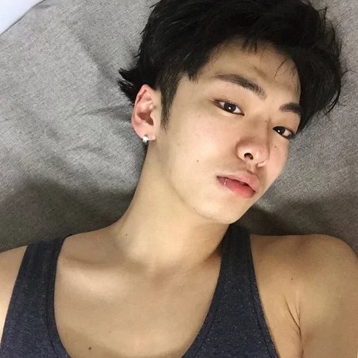 贾睿妍瑗