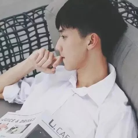 张杰敬子