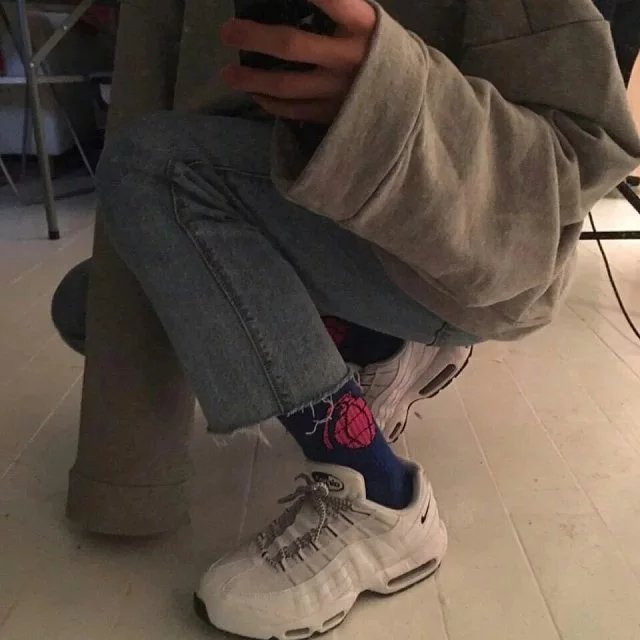 孙育倩馨