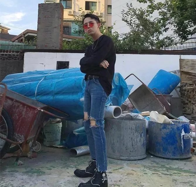 苗秋琬民
