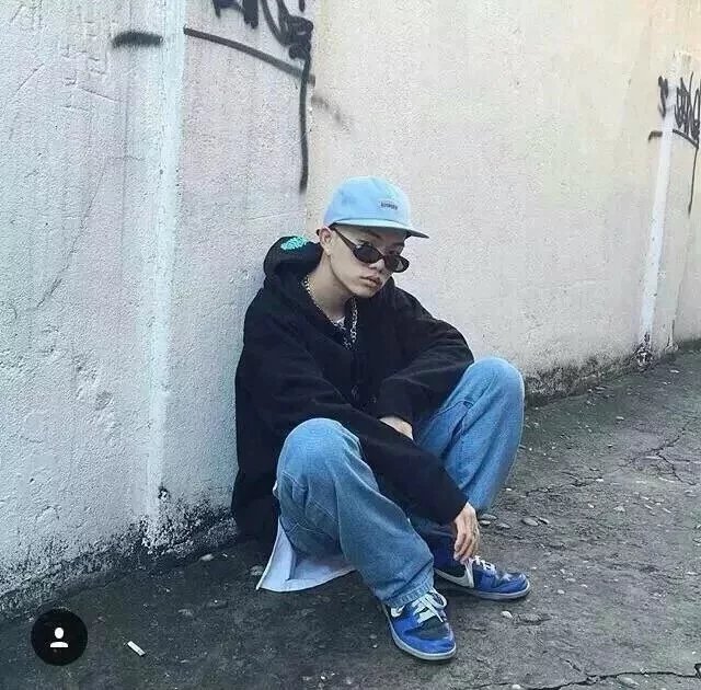 王承苇辉