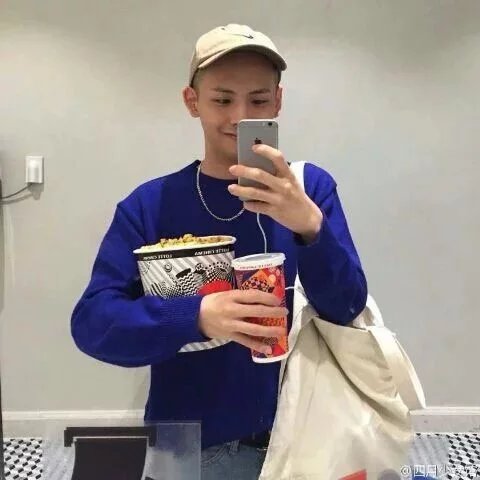 缪真威琰